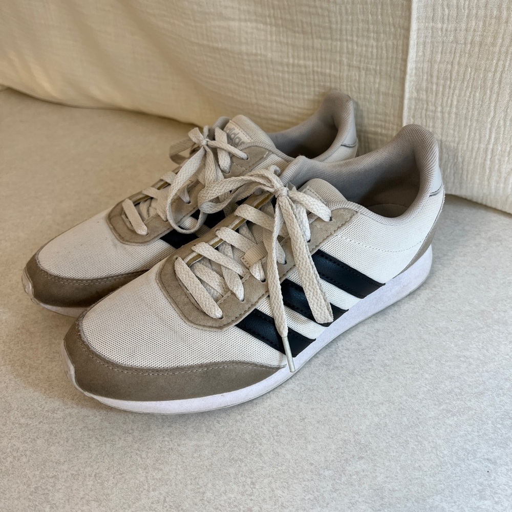 Adidas Women’s White and Navy Retro Sneakers